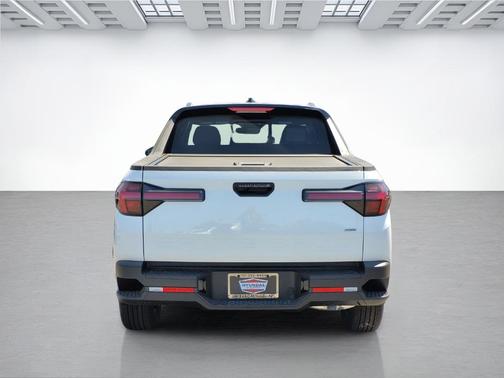 2025 Hyundai SANTA CRUZ SEL Activity