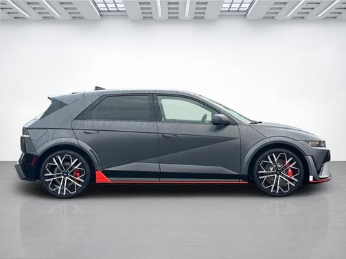 2025 Hyundai IONIQ 5 N Base