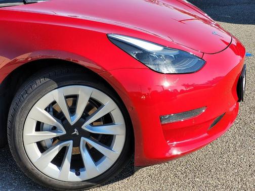 2022 Tesla Model 3 Base