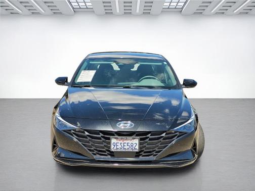 Phantom Black 2023 Hyundai ELANTRA SEL