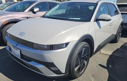 2025 Hyundai IONIQ 5 SE Standard Range