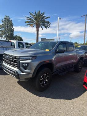 Sterling 2024 GMC Canyon AT4X