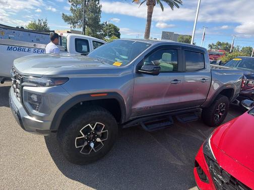 Sterling 2024 GMC Canyon AT4X