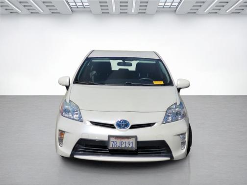 Blizzard Pearl 2015 Toyota Prius Two