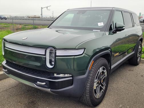 2023 Rivian R1S Adventure Quad Motor Large Pack