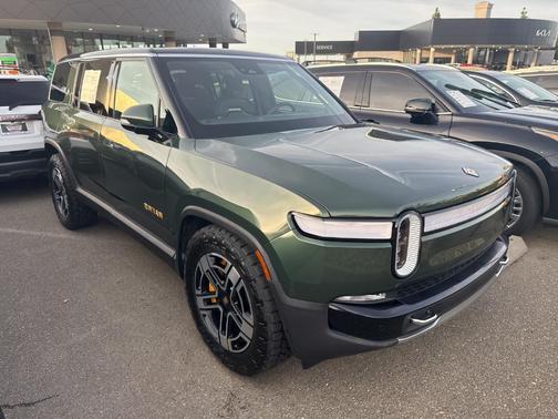 2023 Rivian R1S Adventure Quad Motor Large Pack