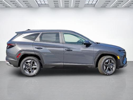 Gray 2026 Hyundai TUCSON Hybrid SEL Convenience