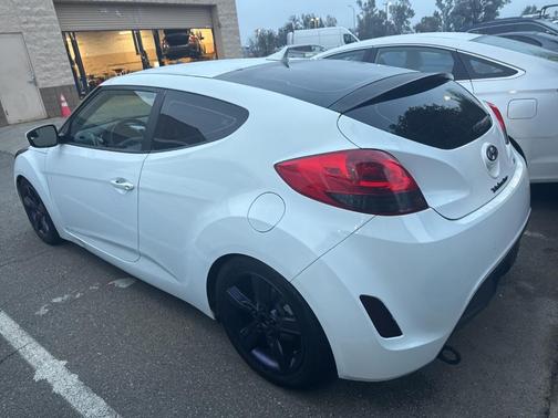 2015 Hyundai Veloster Base