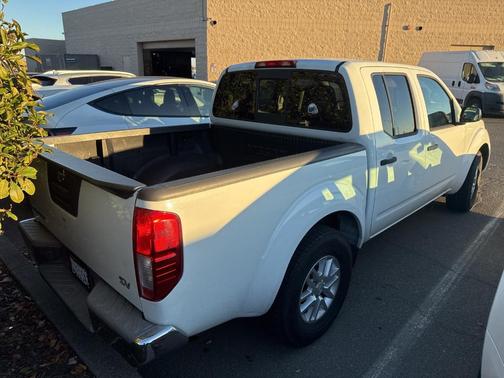2015 Nissan Frontier SV
