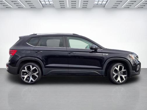 2022 Volkswagen Taos 1.5T SEL