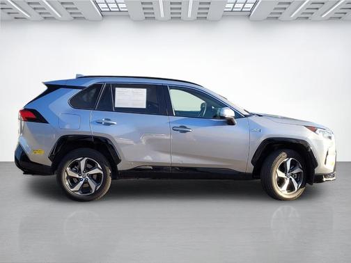 2021 Toyota RAV4 Prime SE