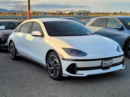 2024 Hyundai IONIQ 6 SEL