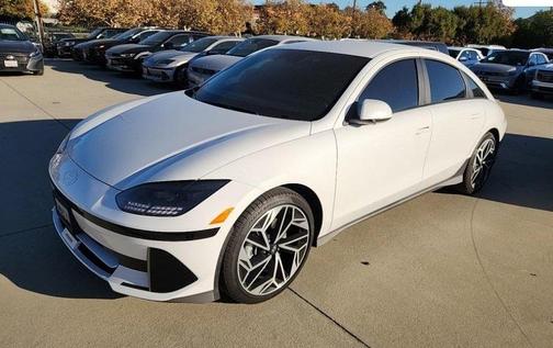 2024 Hyundai IONIQ 6 SEL