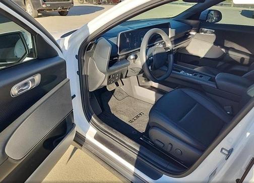 2024 Hyundai IONIQ 6 SEL