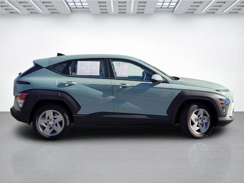 Mirage 2026 Hyundai KONA SE