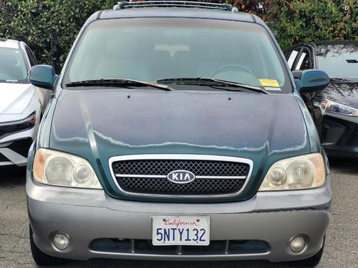 2005 Kia Sedona LX