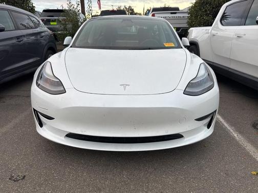 2022 Tesla Model 3 Base