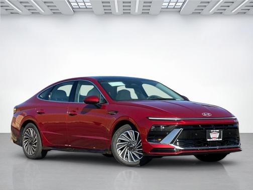 2025 Hyundai SONATA Hybrid Limited