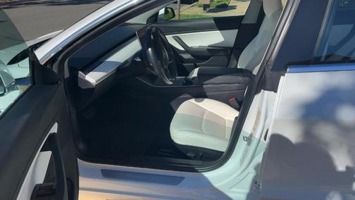 2018 Tesla Model 3 Mid Range