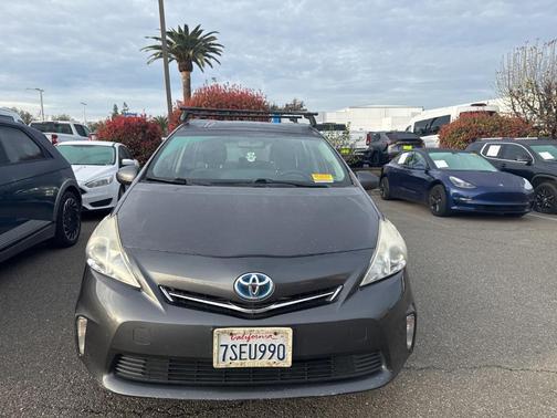 2014 Toyota Prius v Two