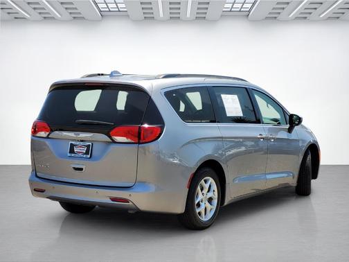 2018 Chrysler Pacifica Touring