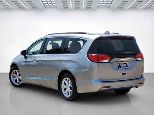 2018 Chrysler Pacifica Touring
