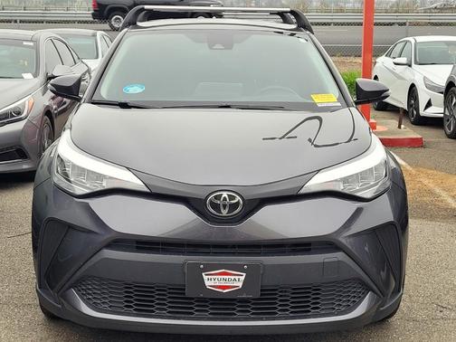2021 Toyota C-HR LE