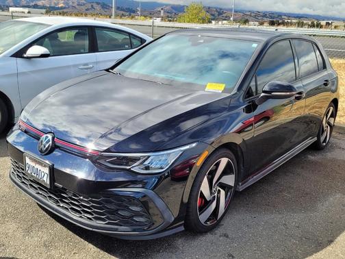 2022 Volkswagen Golf GTI 2.0T S