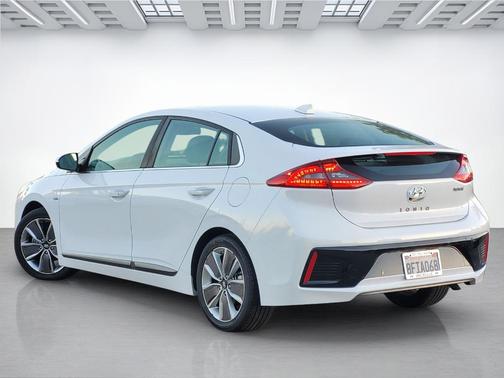 2018 Hyundai IONIQ Hybrid Limited