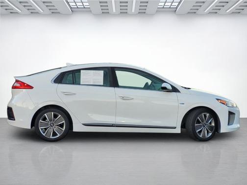 2018 Hyundai IONIQ Hybrid Limited