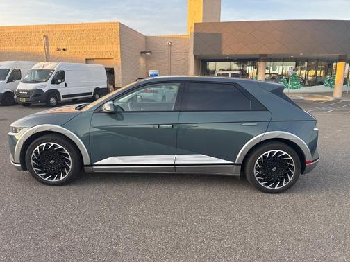 2023 Hyundai IONIQ 5 Limited