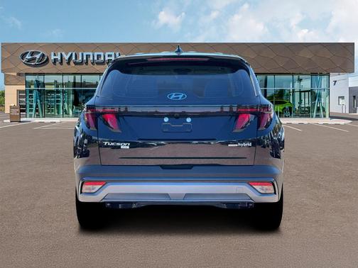 Ash Black 2026 Hyundai TUCSON Hybrid Blue SE
