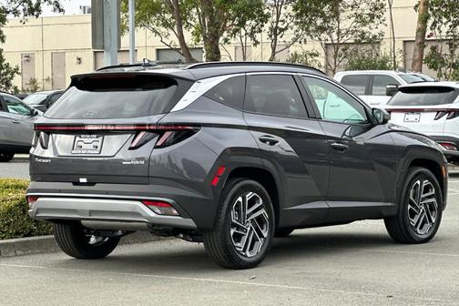 2025 Hyundai TUCSON Hybrid Limited