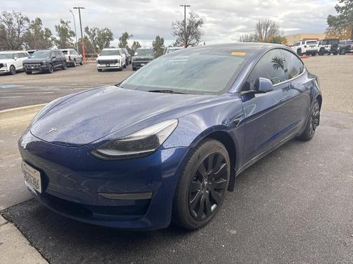 2023 Tesla Model 3 Base