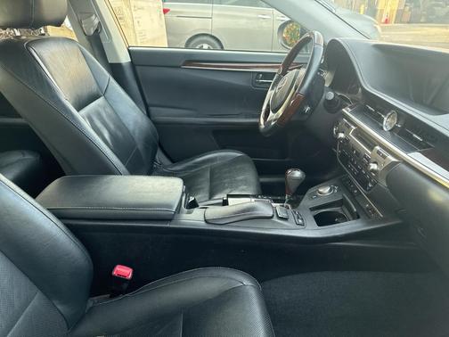 2013 Lexus ES 350 Base