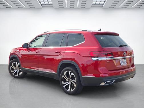 Aurora Red Metallic 2023 Volkswagen Atlas 2.0T SEL