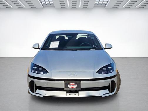 2025 Hyundai IONIQ 6 SEL