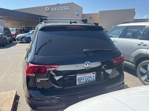 2020 Volkswagen Tiguan 2.0T SE R-Line Black