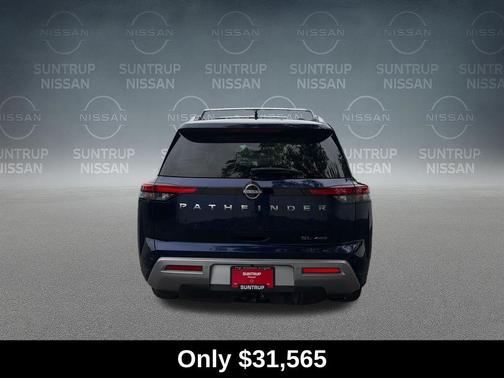 Deep Ocean Blue 2023 Nissan Pathfinder SL