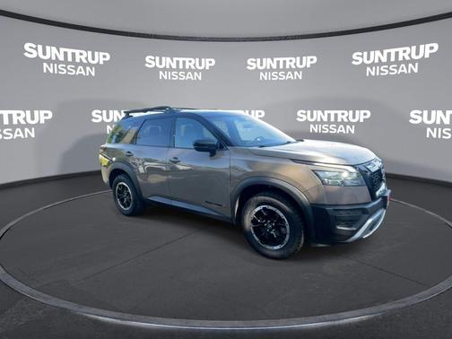 2023 Nissan Pathfinder Rock Creek
