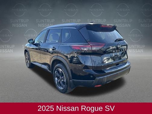 2025 Nissan Rogue SV