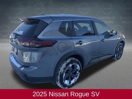 2025 Nissan Rogue SV