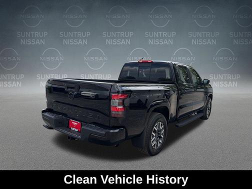 Super Black 2025 Nissan Frontier SL