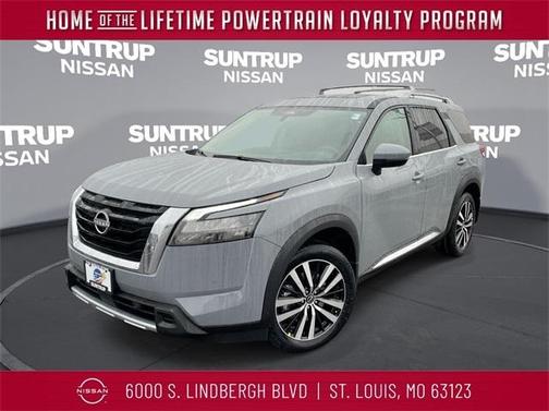 2025 Nissan Pathfinder Platinum