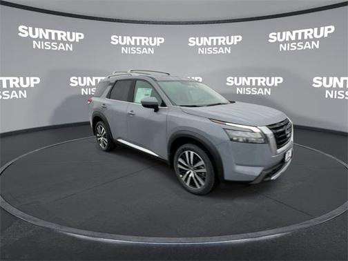 2025 Nissan Pathfinder Platinum