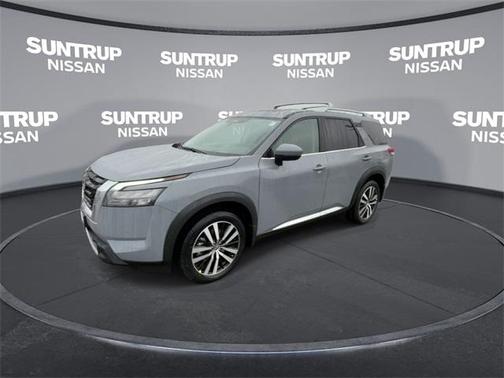 2025 Nissan Pathfinder Platinum