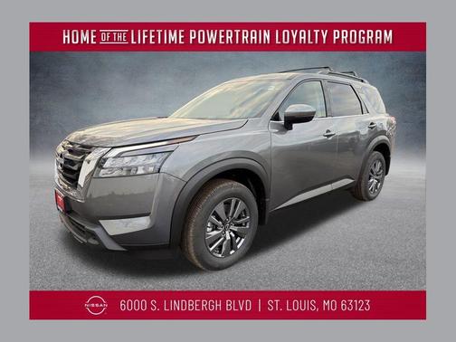 2025 Nissan Pathfinder SV