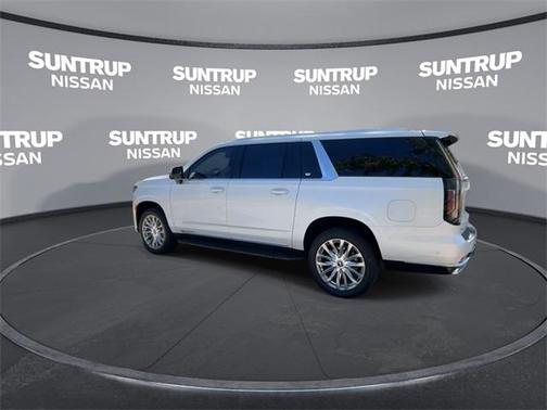 2024 Cadillac Escalade ESV Premium Luxury