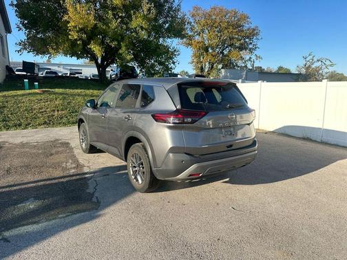 2023 Nissan Rogue S