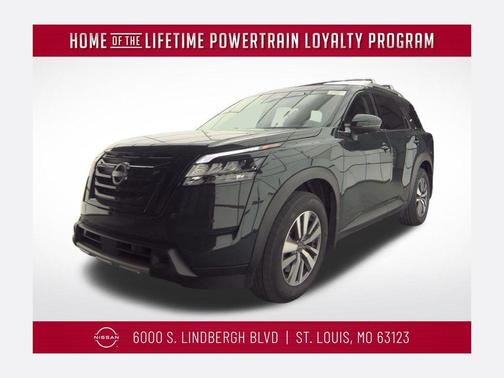 2024 Nissan Pathfinder SL